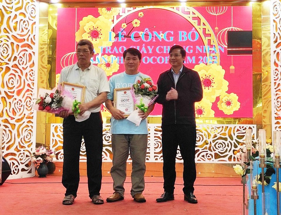 Thị xã An Nhơn tổ chức Lễ công bố và trao Giấy chứng nhận sản phẩm OCOP cấp tỉnh năm 2022